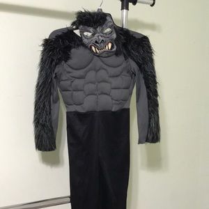 Child’s gorilla costume -worn once  size M6-8